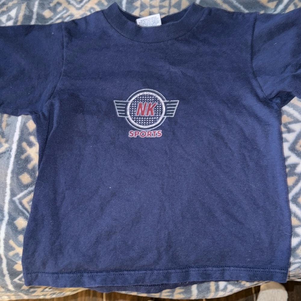 Tee